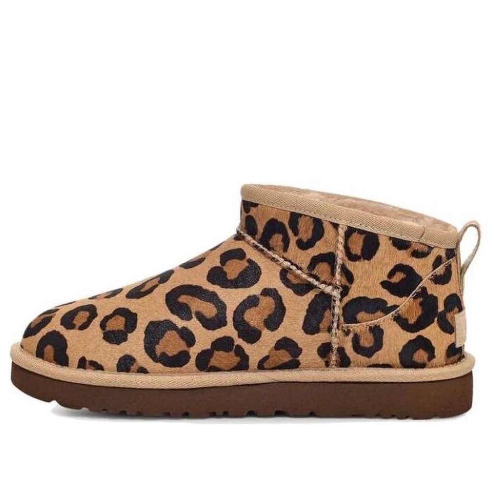 NWT UGG Classic Ultra Mini Spotty Leopard Print Boots Size 8 or 39